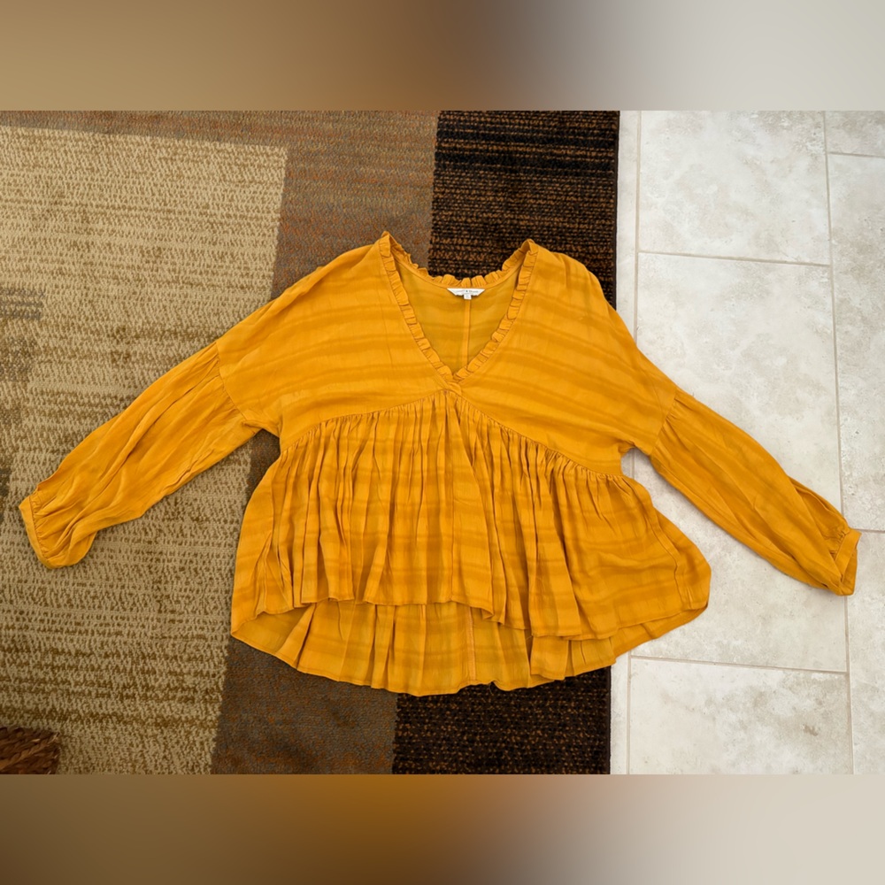 Lucky Brand Mustard Yellow V-Neck Peplum Tunic